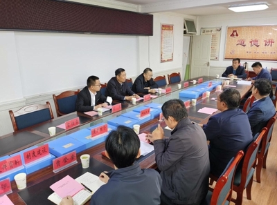 省农村集体“三资”领域腐败和作风问题专项治理督导组督导通渭县“三资”管理工作